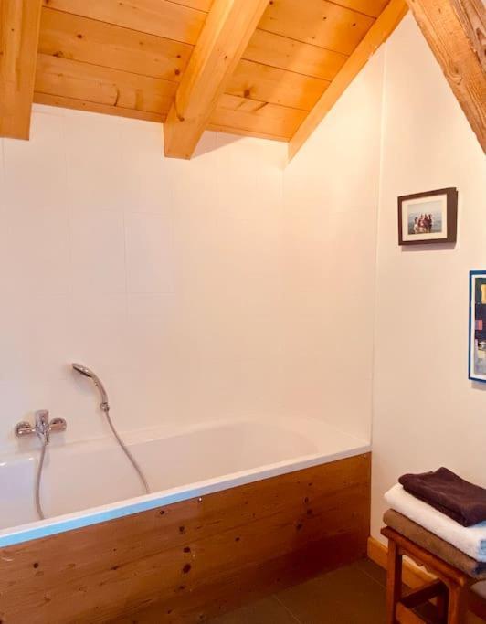 Chalet La Grange Seytroux Экстерьер фото