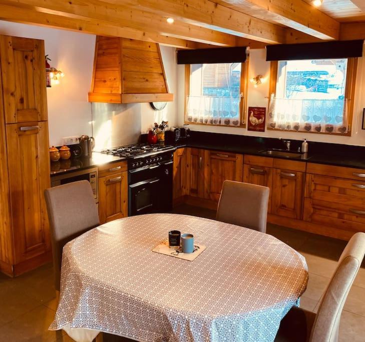 Chalet La Grange Seytroux Экстерьер фото